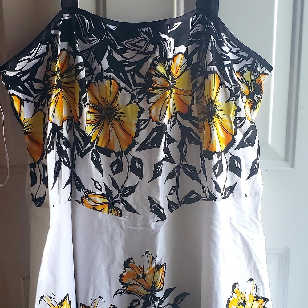 Dress Barn Black, White, Yellow Floral Sundress, Size 22